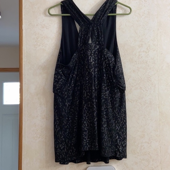 Torrid top - Picture 2 of 5